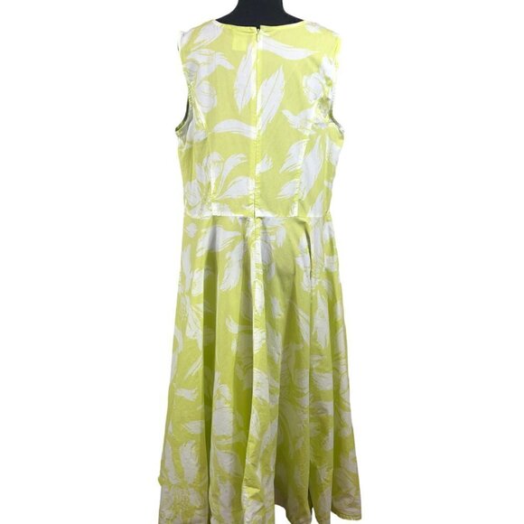 Vicki Wayne Retro Flare Green Midi Sleeveless Dress Size 16 - Picture 2 of 6